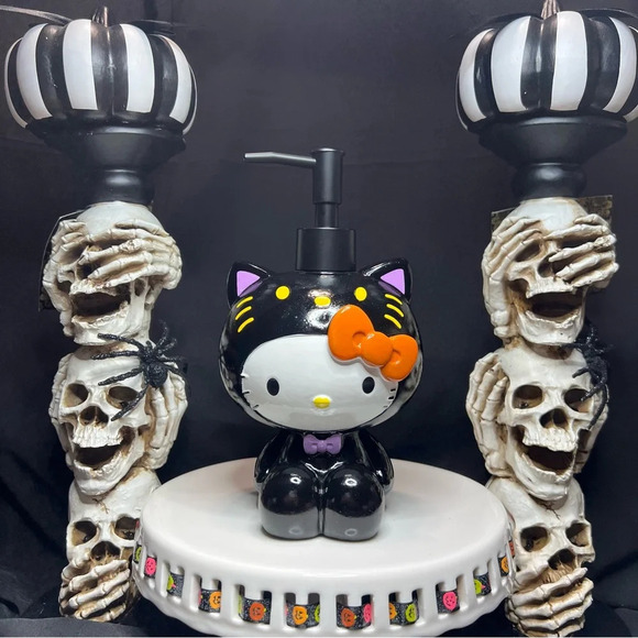 Hello Kitty Other - Sanrio Hello Kitty Halloween Spooky Season Black Cat -Orange Bow Soap Dispenser
